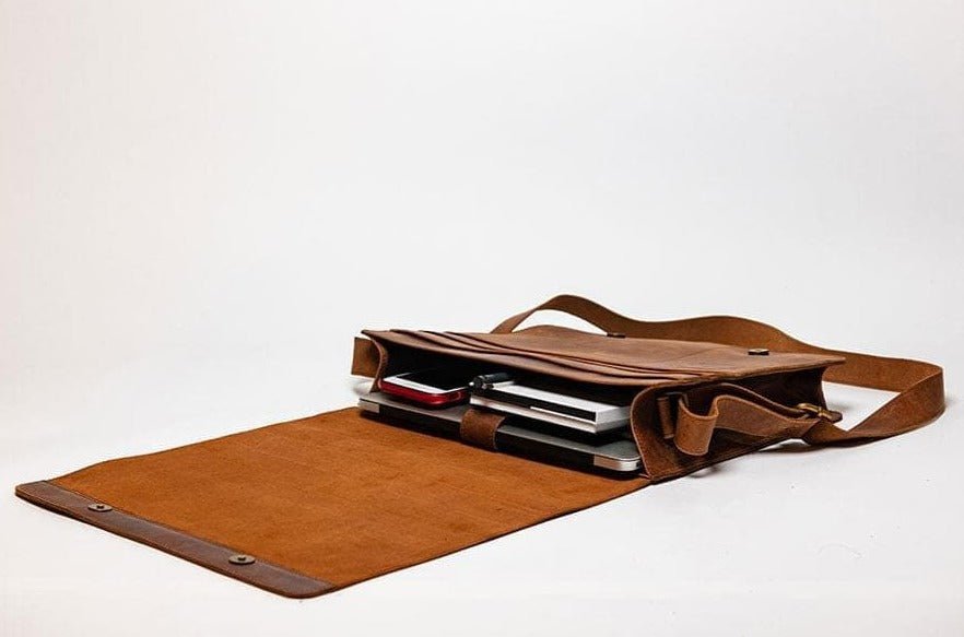 Adam Messenger Bag - HIDES