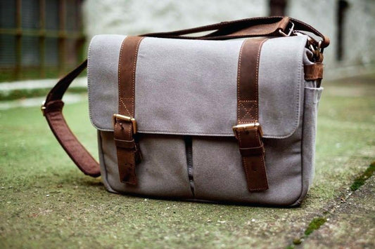 How to Buy & Rock a Messenger Bag Without Regrets - HIDES