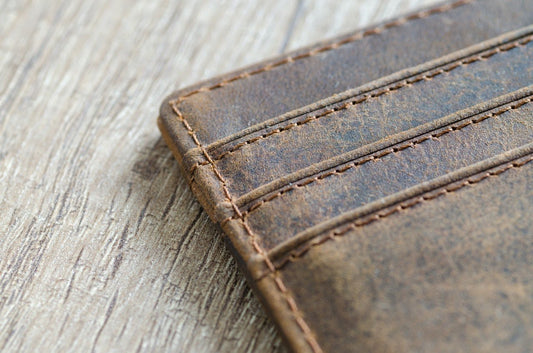 How to Choose the Best Leather Wallets - HIDES