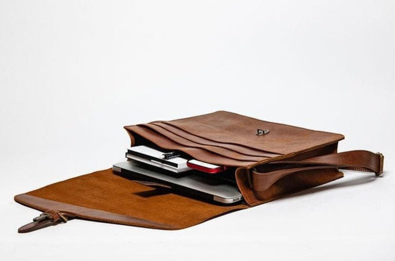 Adam Messenger Bag 2.0 - HIDES