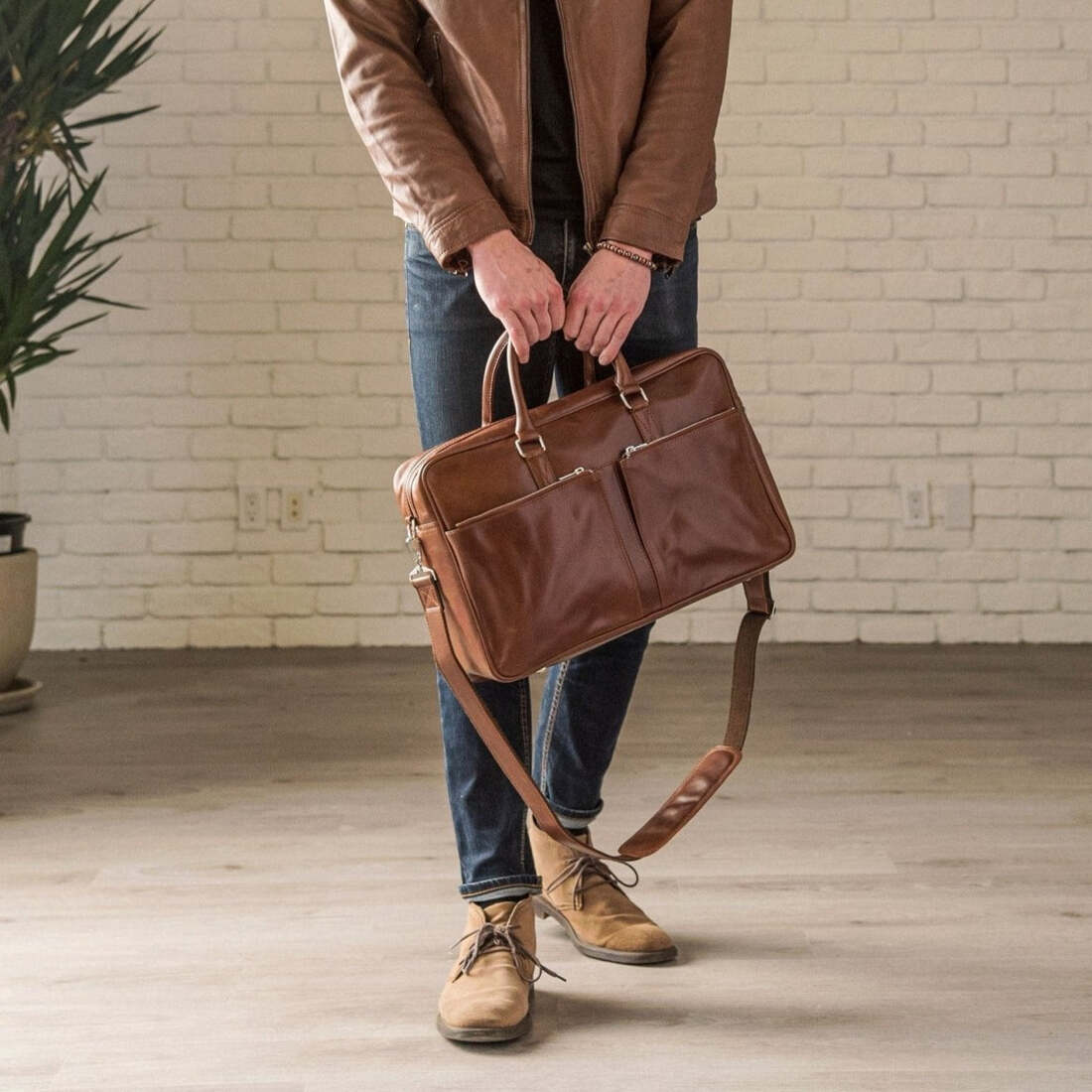 Slim Leather Briefcase - HIDES